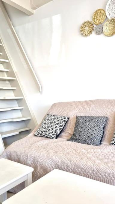 Chez Laura Et Benjamin ! Maison A La Plage Climatisee 프롱티냥 외부 사진