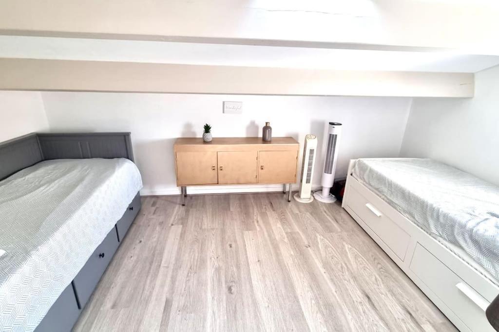 Chez Laura Et Benjamin ! Maison A La Plage Climatisee 프롱티냥 외부 사진
