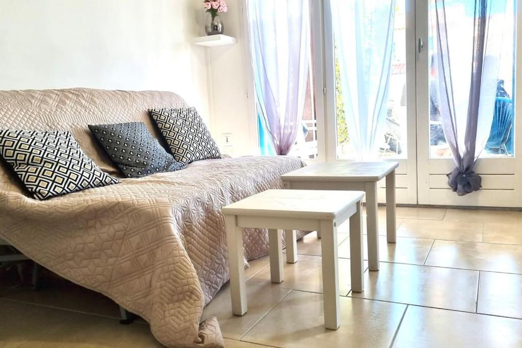Chez Laura Et Benjamin ! Maison A La Plage Climatisee 프롱티냥 외부 사진